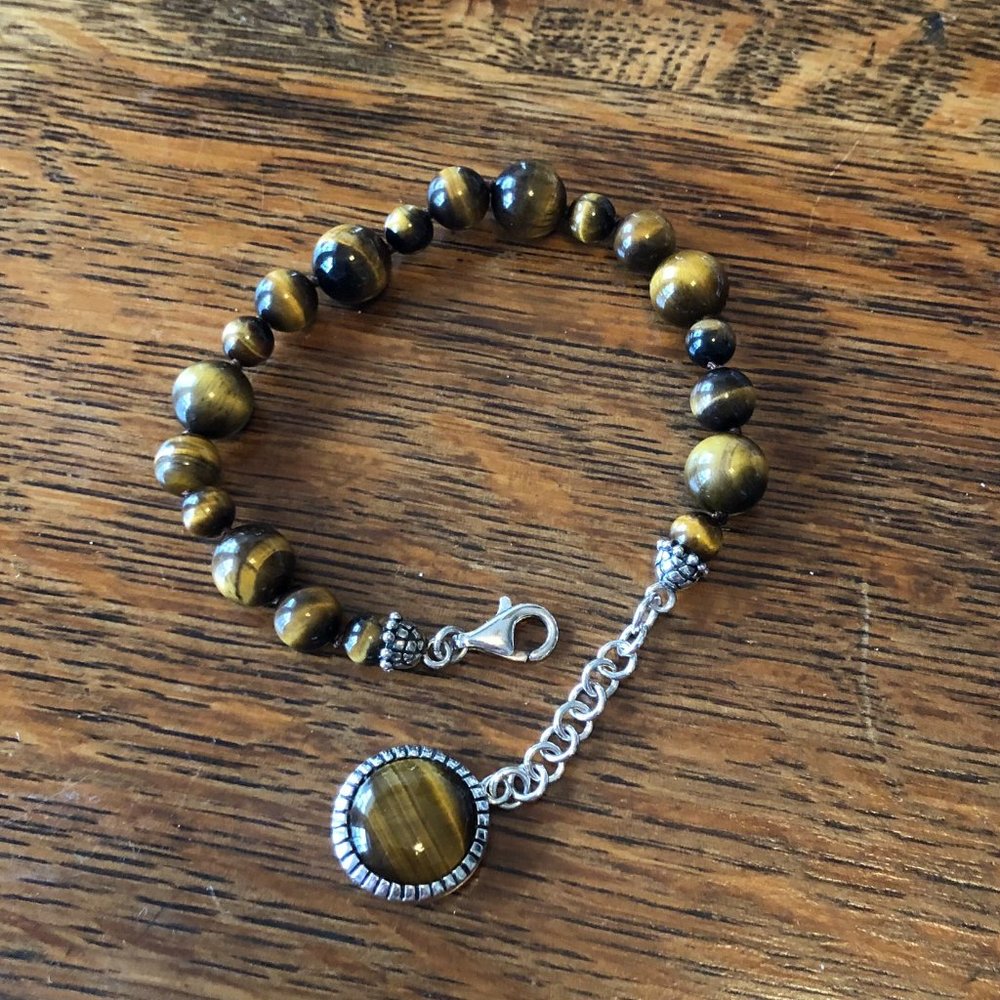 $68  Whitney Kelly Estate Tiger Eye Bracelet marked WK 925 China - Picture 3 of 3